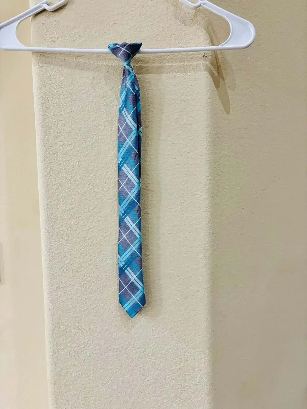 Kids Blue Plaid Pre-Tied Necktie Adjustable Collar